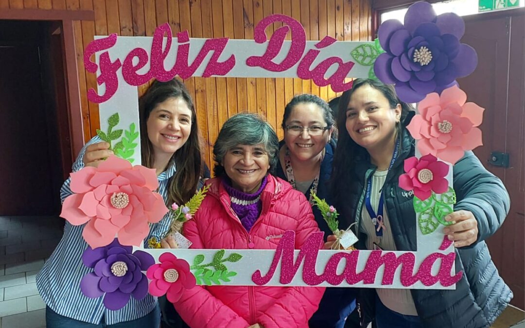 Jornada de Conmemoración Día de la Madre Programa Dependencia Severa junto al Club de Cuidadores Lazos de Amor